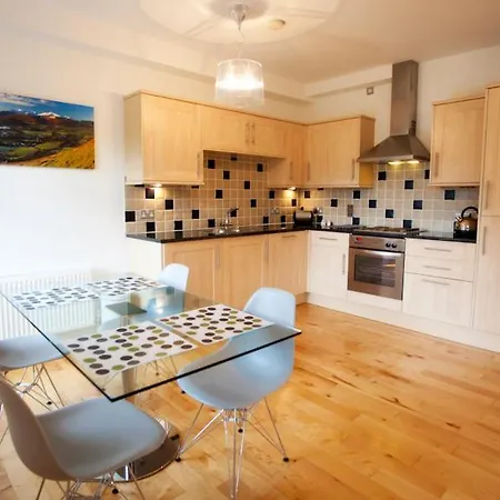 Chaucer View Apartment